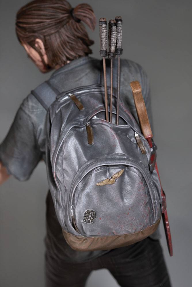 Ellie with Bow Figure