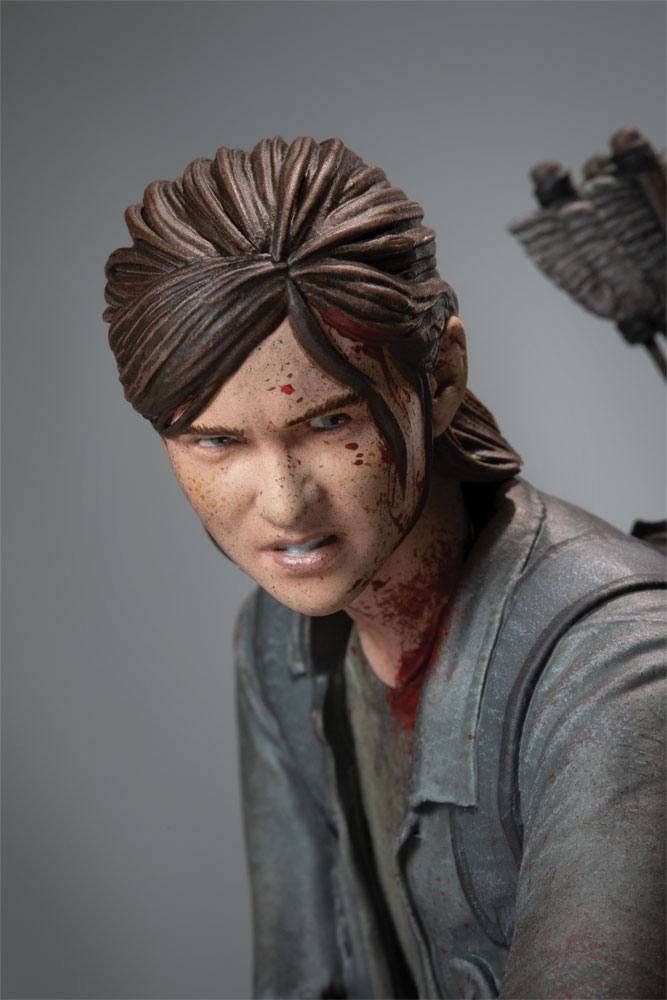 Ellie with Bow Figure